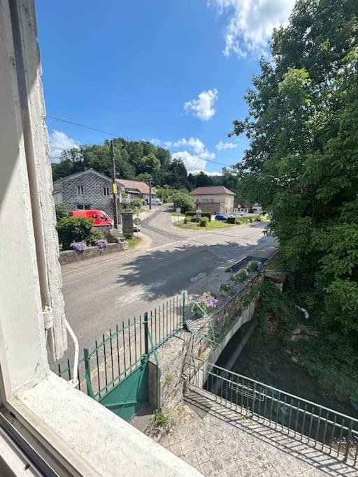 Au Bord De La Furieuse, Proche De La Grande Saline Et Des Thermes De Salins-Les-Bains Exterior foto